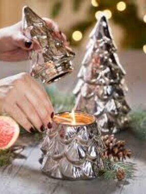 NWT - Yankee Candle White Spruce Silver Tree Candle